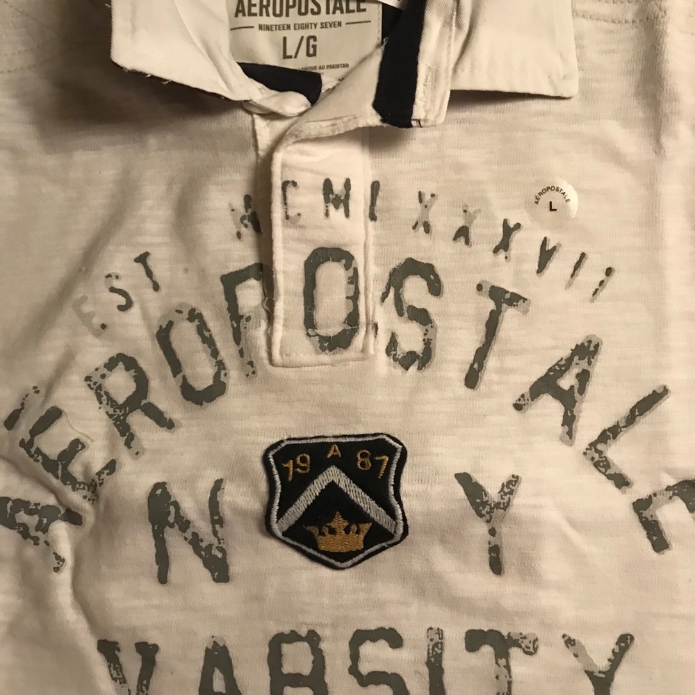 Aeropostale shirt with collar white cotton.